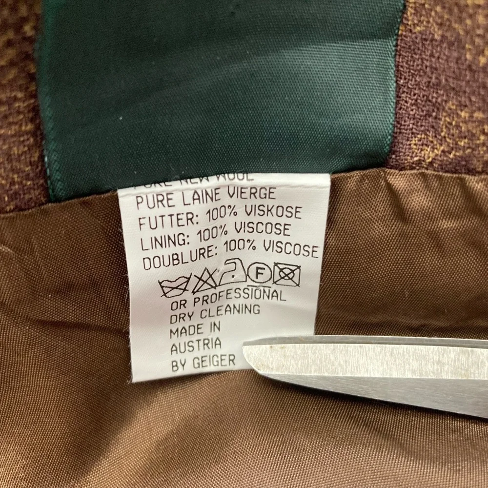Brown and Gold Flouncy Circle Skirt, Sz EU 50, US 18-20